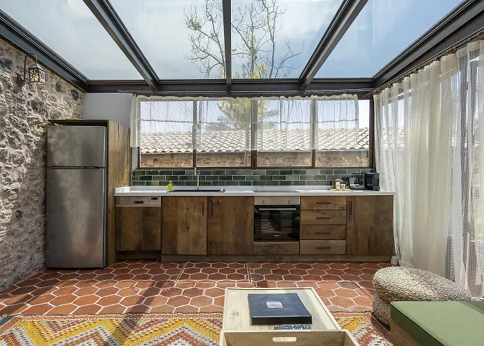 Kassandra Heritage (adults Only)